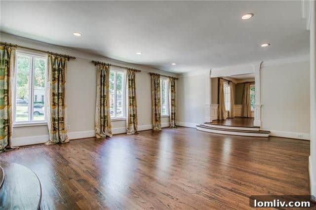 Spacious Family Room with High Ceilings, University Park Home