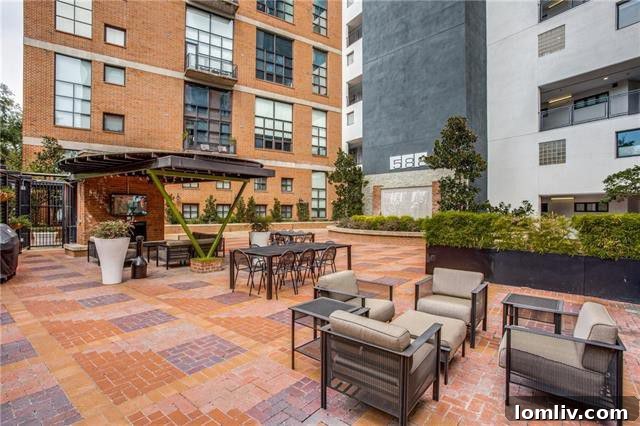 Rooftop Deck and Community Amenities at 588 Lofts