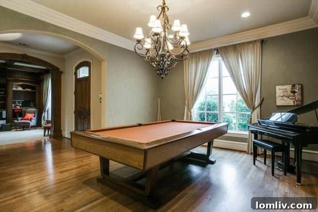 Luxurious Dining Area Adjacent to the Kitchen with Elegant Decor
