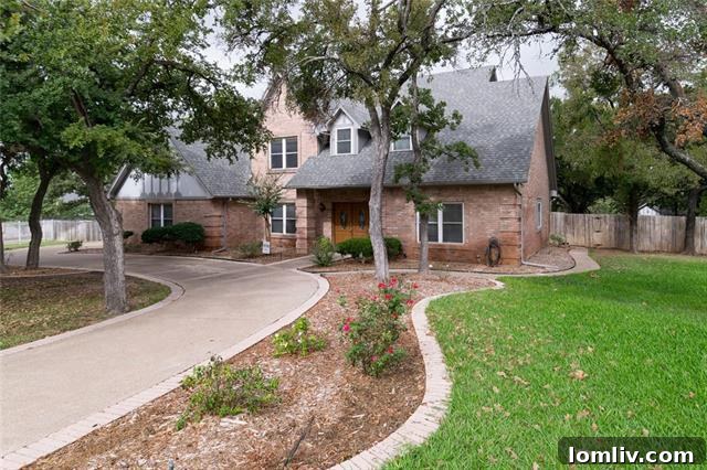 Spacious Kennedale Home with Acre Lot and Pool at 1005 Oakridge Court
