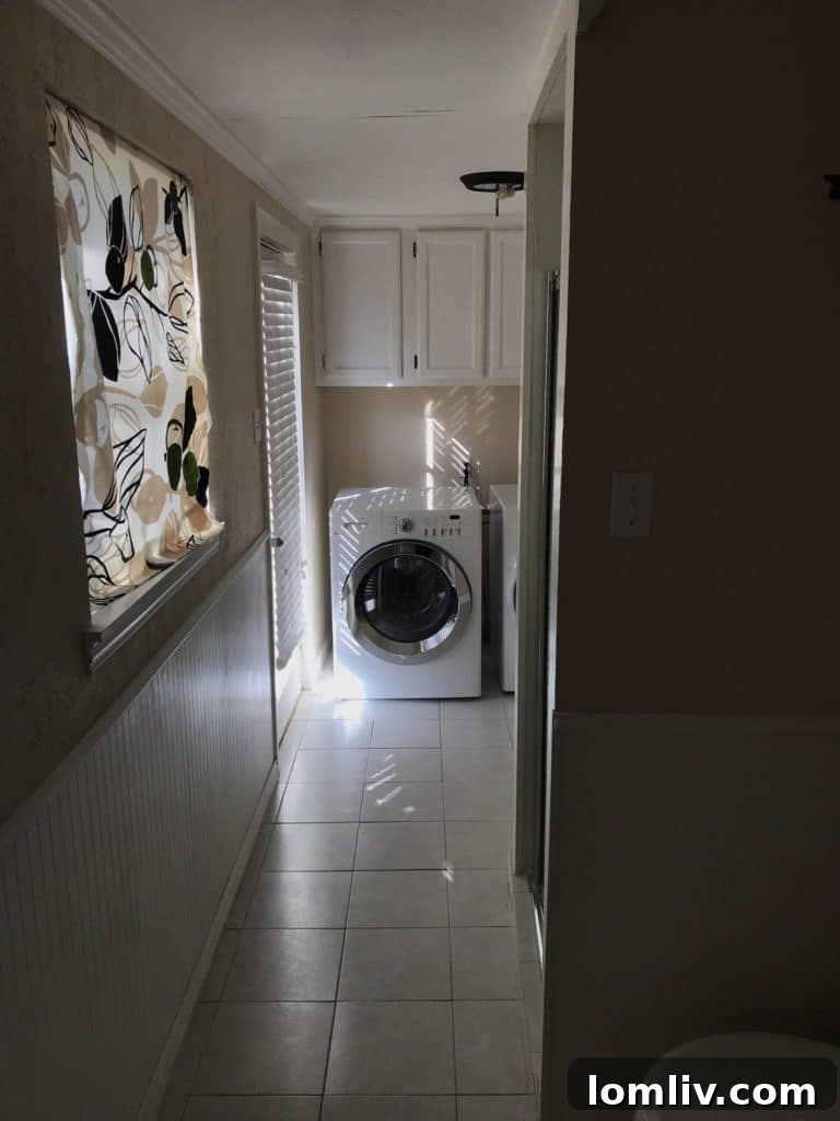 Laundry area before renovation