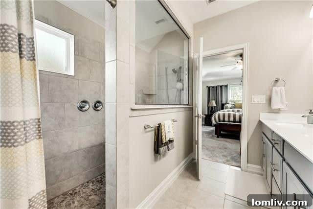 Spacious bathroom in Lewisville Willowbrook home