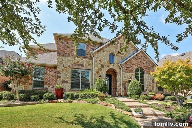 Stunning two-story home in Castle Hills Lewisville