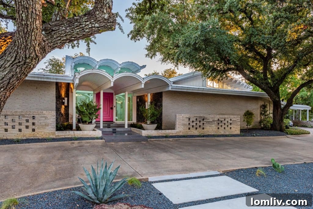 Shwiff-House-6-Michael-Cagle-1024x683