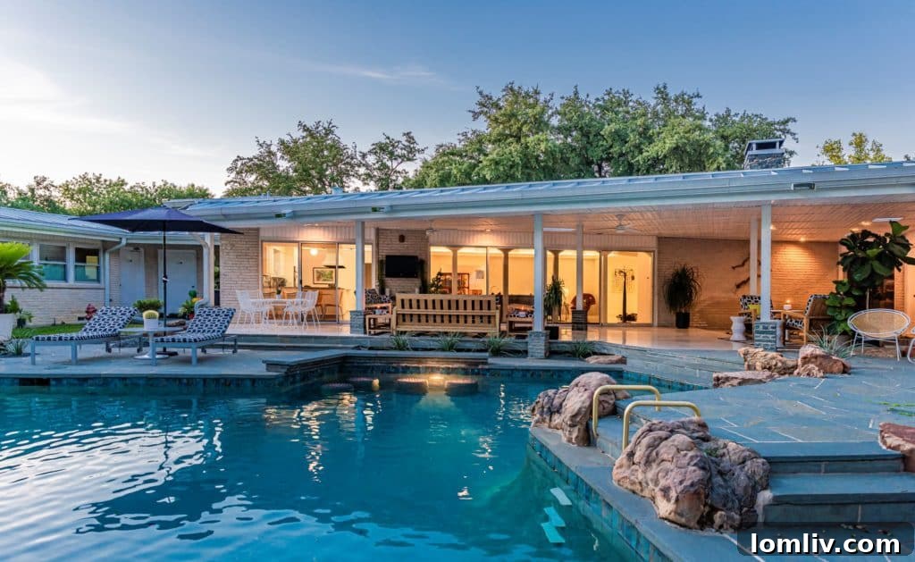 Shwiff-House-6-Michael-Cagle-1024x683