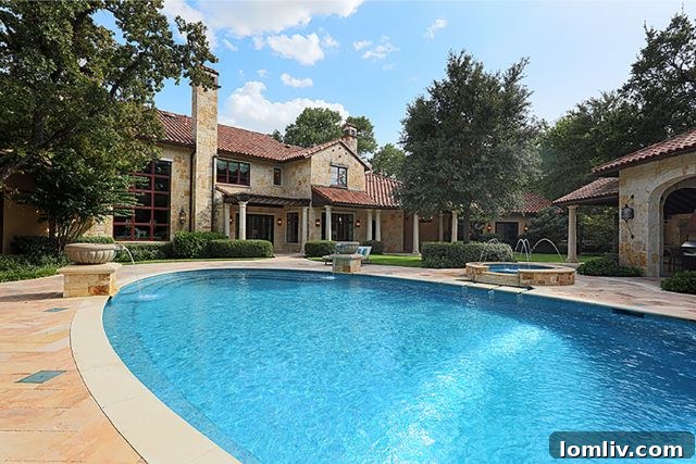 Coppell Luxury Estate Exterior - Gardens and Grounds