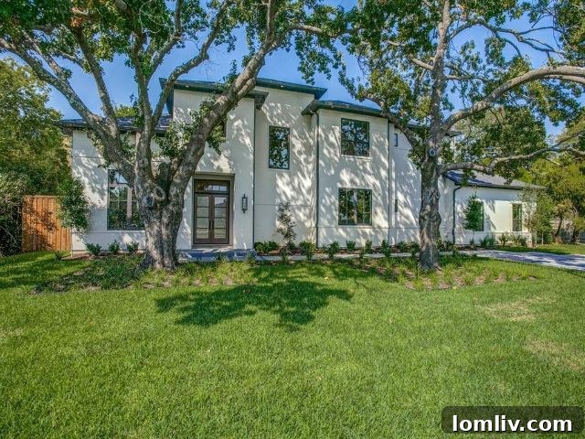 11011-Jamestown-Front