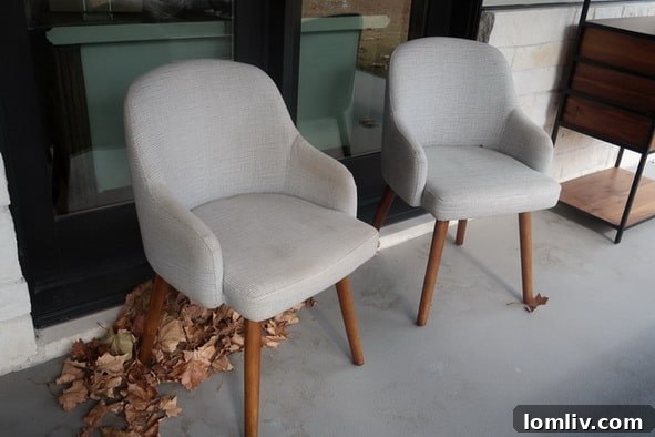 Luxury Seating Options at Dallas Sale