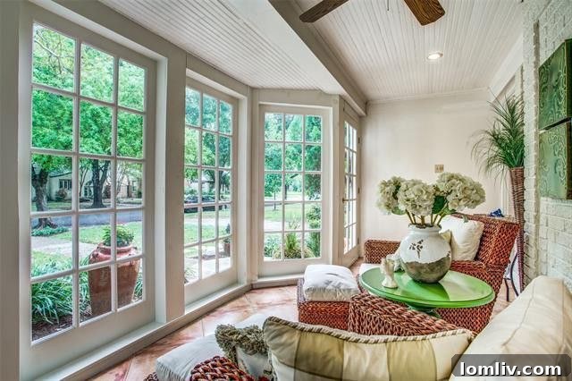 Outdoor Entertainment Area with Fireplace