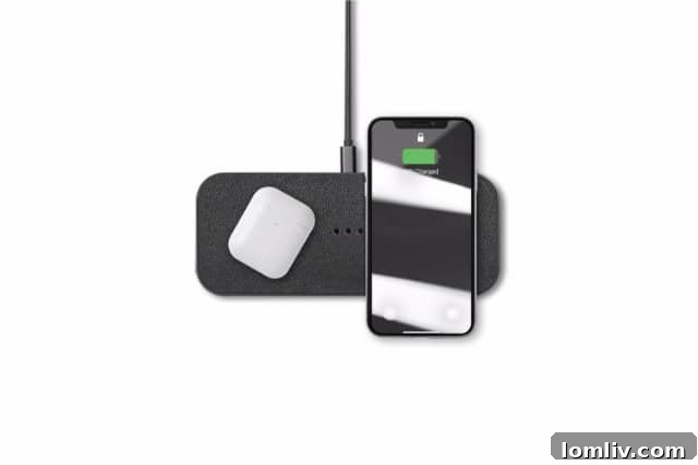 Courant Catch wireless charger in leather