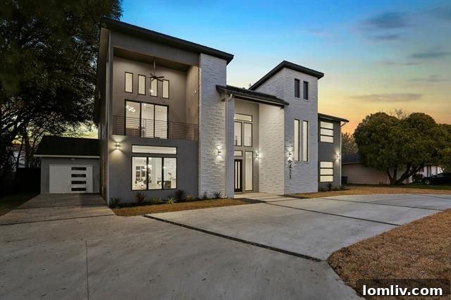 Luxurious Royal Lane Home Exterior