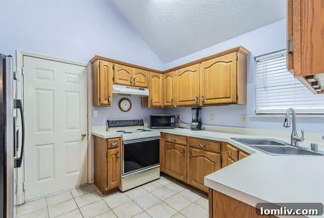 Meadow-Trail-Kitchen-Breakfast-Nook
