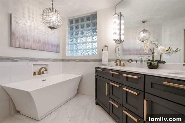 Luxe on Lee Parkway Bedroom