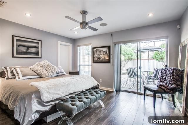 Darling on Dickason Avenue Bedroom