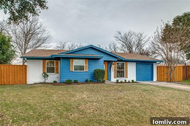 Richardson Home for Sale with Blue Accents