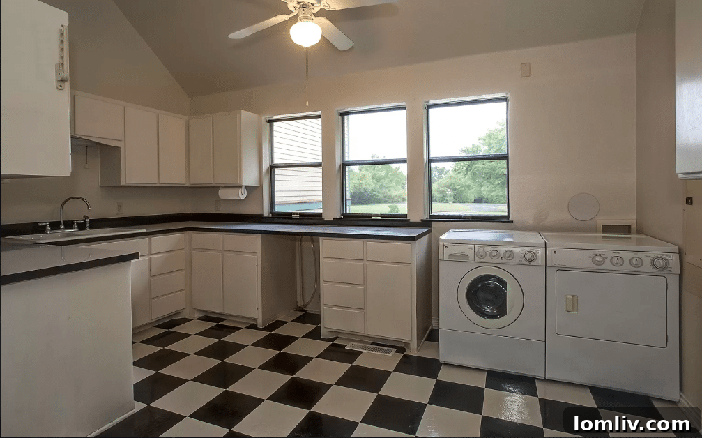 Historic Tate Home Near Downtown Weatherford: Under $1 Million Opportunity 9 Another unique bedroom design in the historic Weatherford mansion