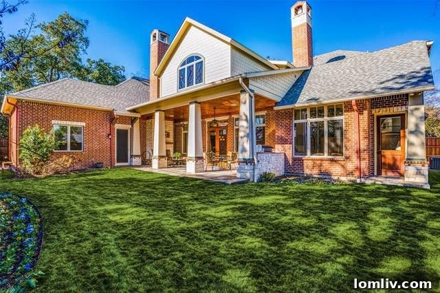 Northern Preston Hollow Craftsman: Flexible Design & Growth Potential on Boca Raton 13 Outdoor Living Space 5922 Boca Raton Dallas