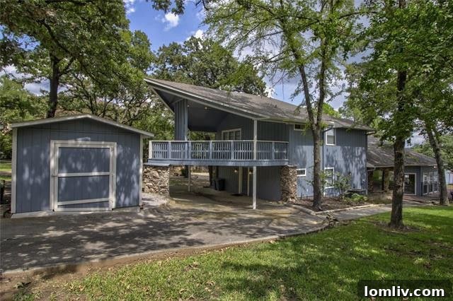 Lakefront Home in Lake Kiowa