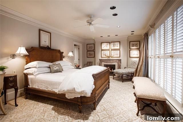 Luxury Bathroom with Modern Amenities 5506 Waneta