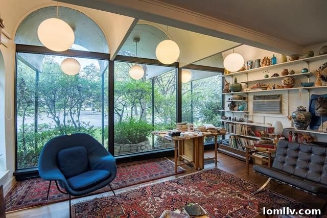 Living Room with Barrel Vaults