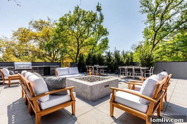 An Inside Look at 419 Builders Presented by Dallas Builders Association 8 Contemporary luxury home with large windows designed by 419 Builders