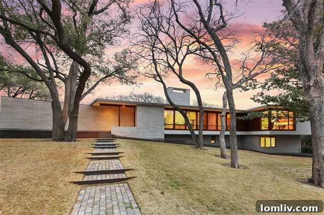 Modern Preston Hollow Home Exterior - Bodron+Fruit Design
