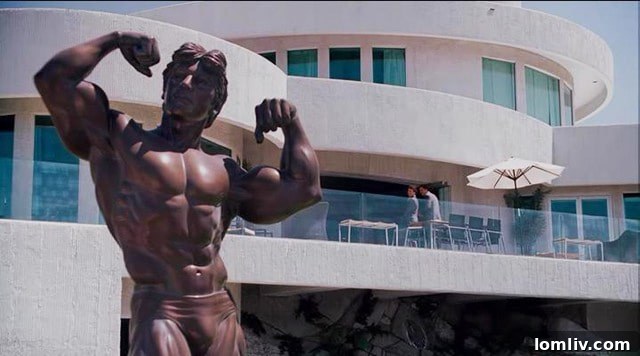 Lou Ferrigno's mansion with a bronze statue, featured in I Love You, Man.