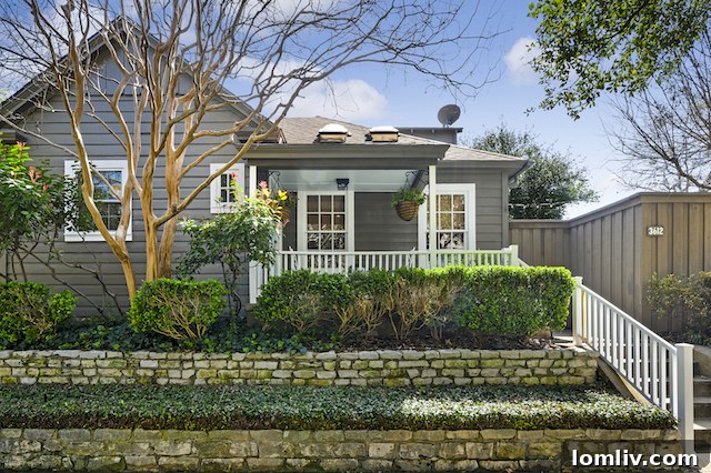 Charming Oak Lawn Bungalow Exterior at 3612 Herschel Avenue