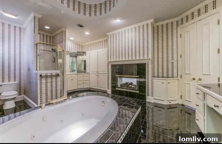 Open Concept Interior - Mira Vista Rental