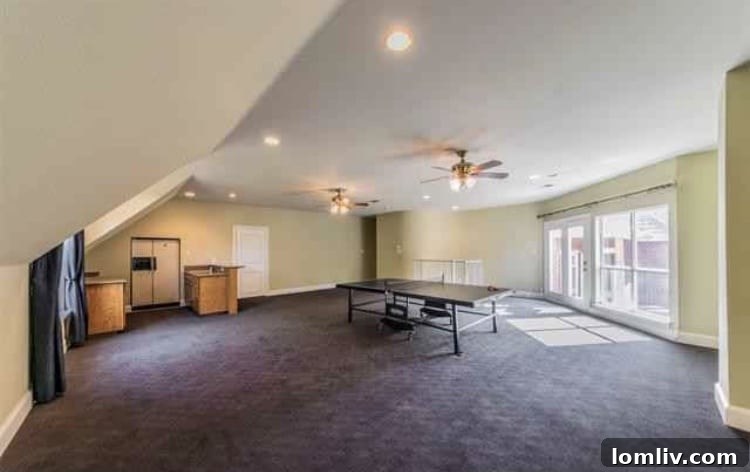 Elegant Bedroom - Fort Worth Mira Vista