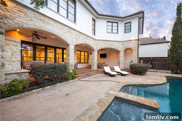 Elegant dining area in 3400 Harvard Avenue