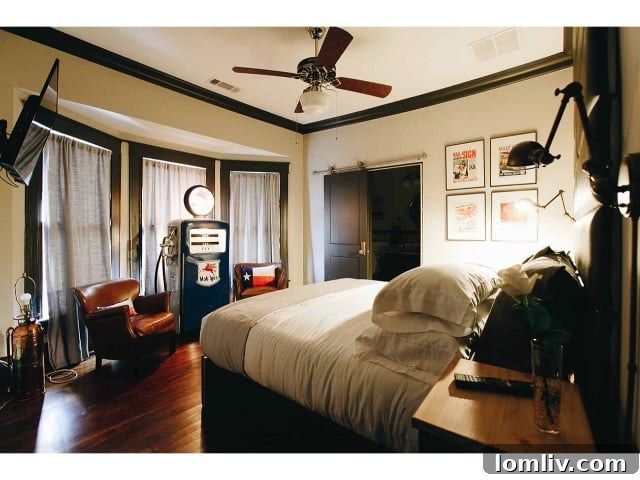 4.-parlor-before