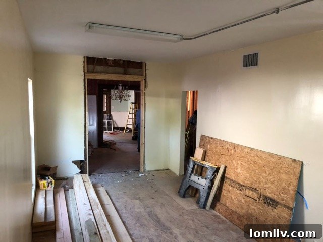 4.-parlor-before