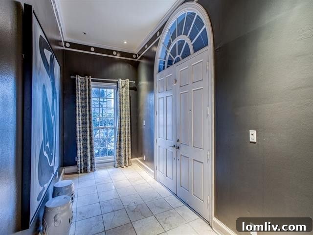 5211 Milam Street Living Room Interior