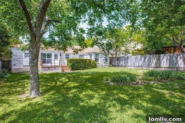 M Streets home with large yard, Dallas garden potential, outdoor living spaces, backyard renovation Dallas, green thumb opportunity