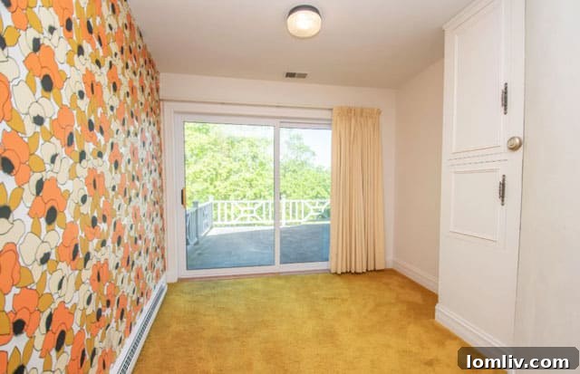 Bedroom with Bold Vintage Wallpaper and Carpet