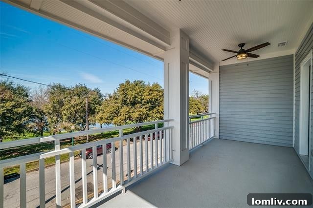 802 Blaylock interior - dining area