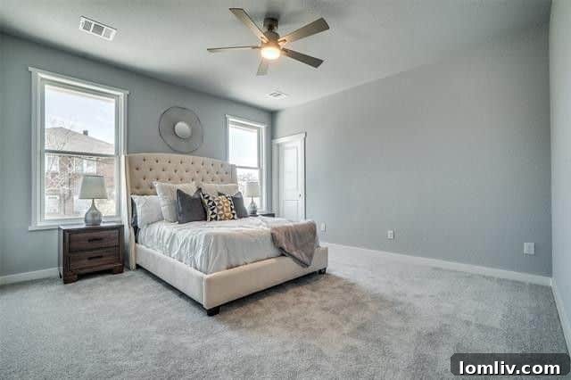 802 Blaylock interior - master bedroom