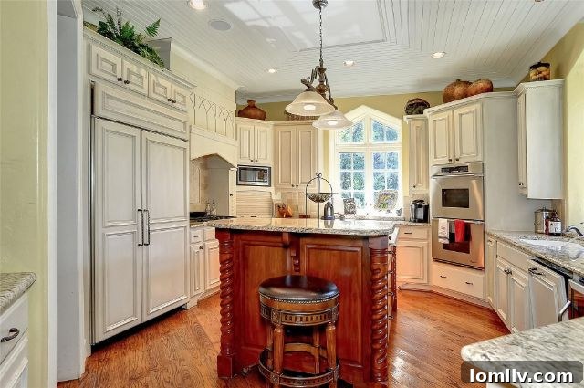 Gourmet Kitchen with Dacor and SubZero Appliances