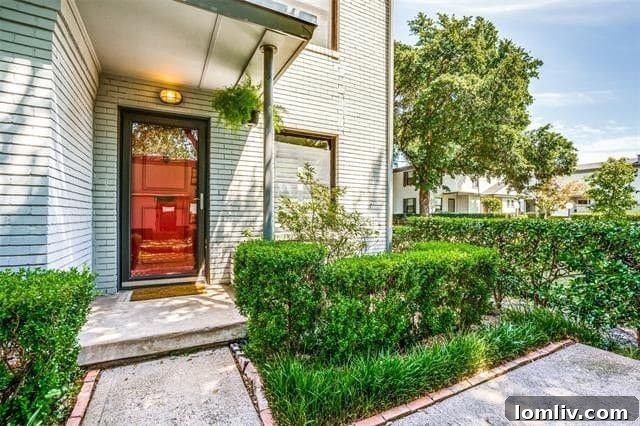 Exceptional value: Modern 2-bedroom Dallas townhome under $200k