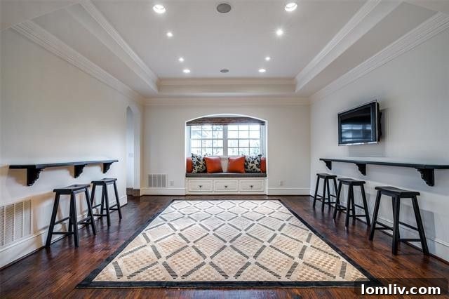Preston Hollow Mansion: A Beauty Icon's Former Residence 13 Dedicated home office or study area