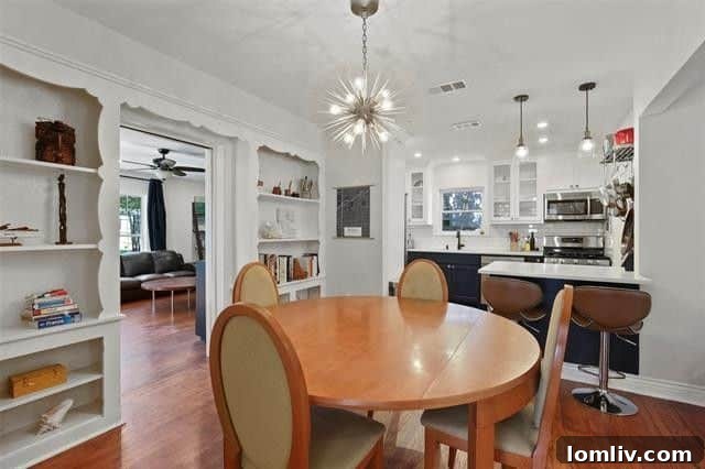 Ravinia Heights Cottage: Move-In Ready, or Ready for Expansion 4 Interior view of 2812 Alden Avenue, showcasing hardwood floors and renovation potential.