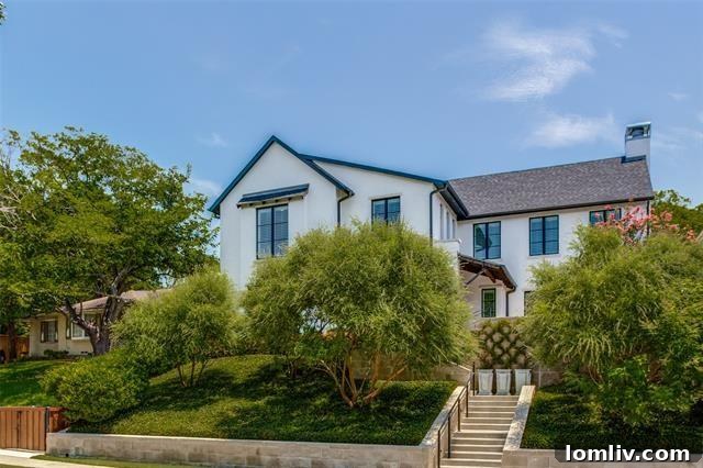 Lake Highlands Luxury Home Exterior