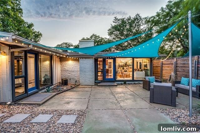 Hot Tub and Outdoor Entertaining Area of Dallas Home