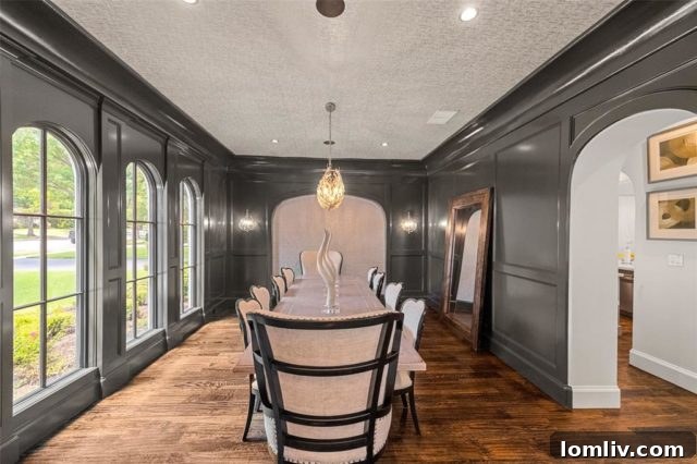 Monticello Luxury Real Estate - Interior Foyer