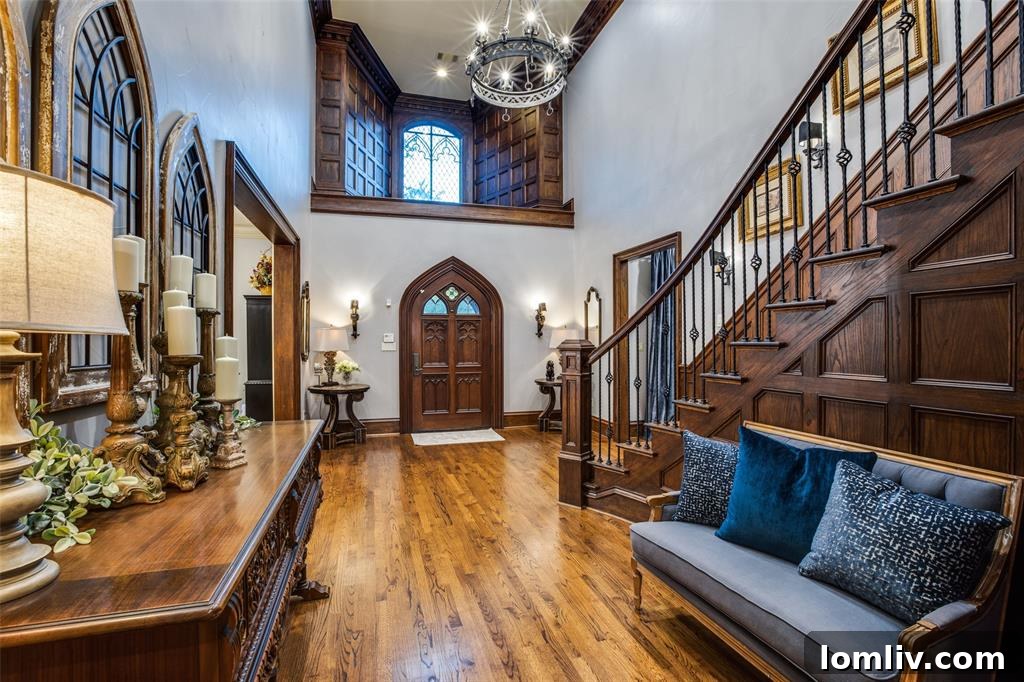 5705 Colleyville Entryway - Wooded Cove and Leaded Glass Window