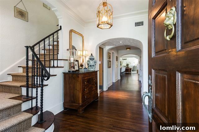 Historic interior features of 1116 Canterbury Court, a preserved Kessler Park home