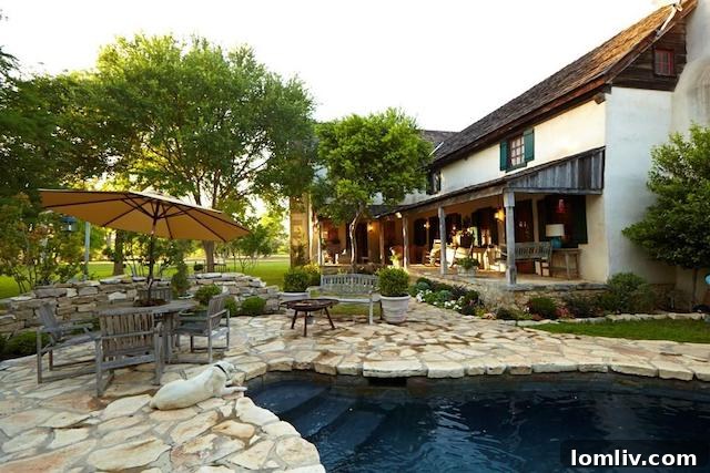 Historic Home in Fredericksburg Hill Country
