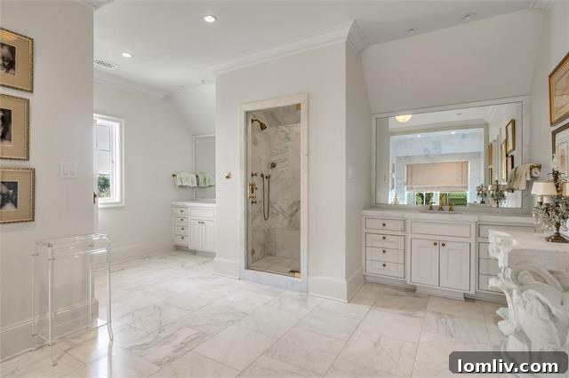 Luxurious Bathroom with Modern Fixtures
