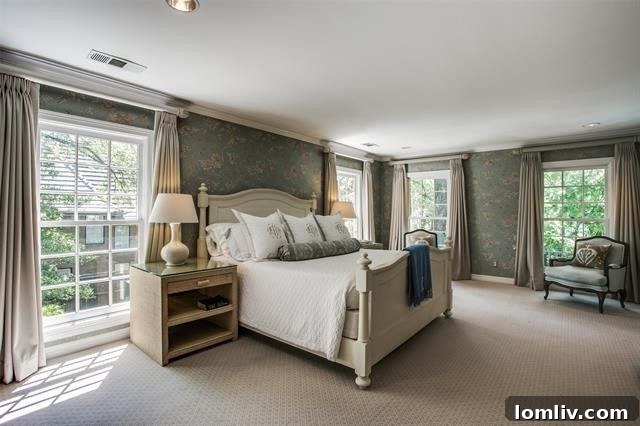 Spacious bedroom in a Preston Hollow lease property, offering comfort and privacy